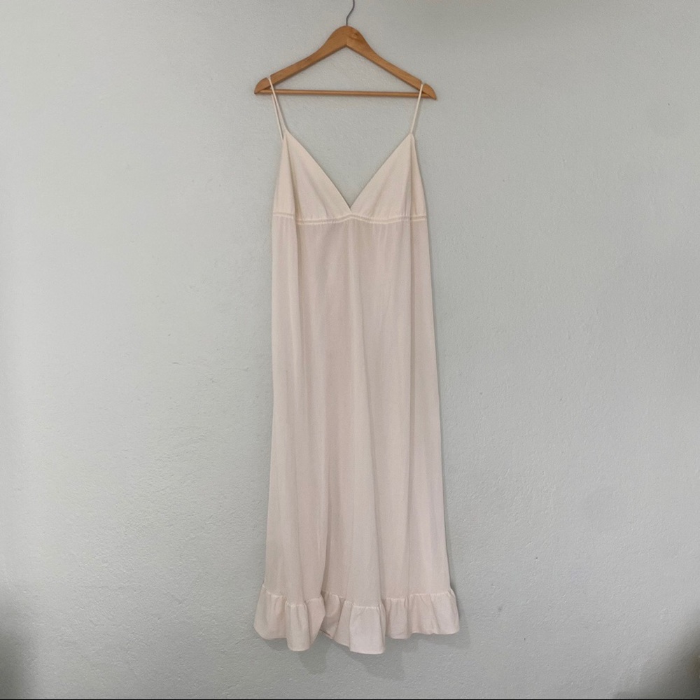Vintage cream White open back v neck bridal maxi dress